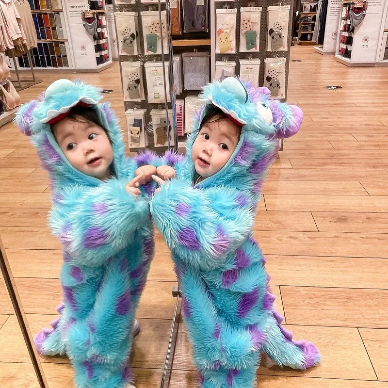 Combinaison bébé adorable avec capuche et fermeture éclair, motif animal.