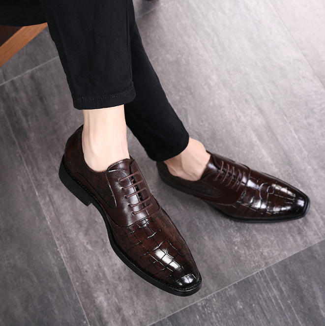 Chaussures de ville pour hommes en cuir à motif crocodile