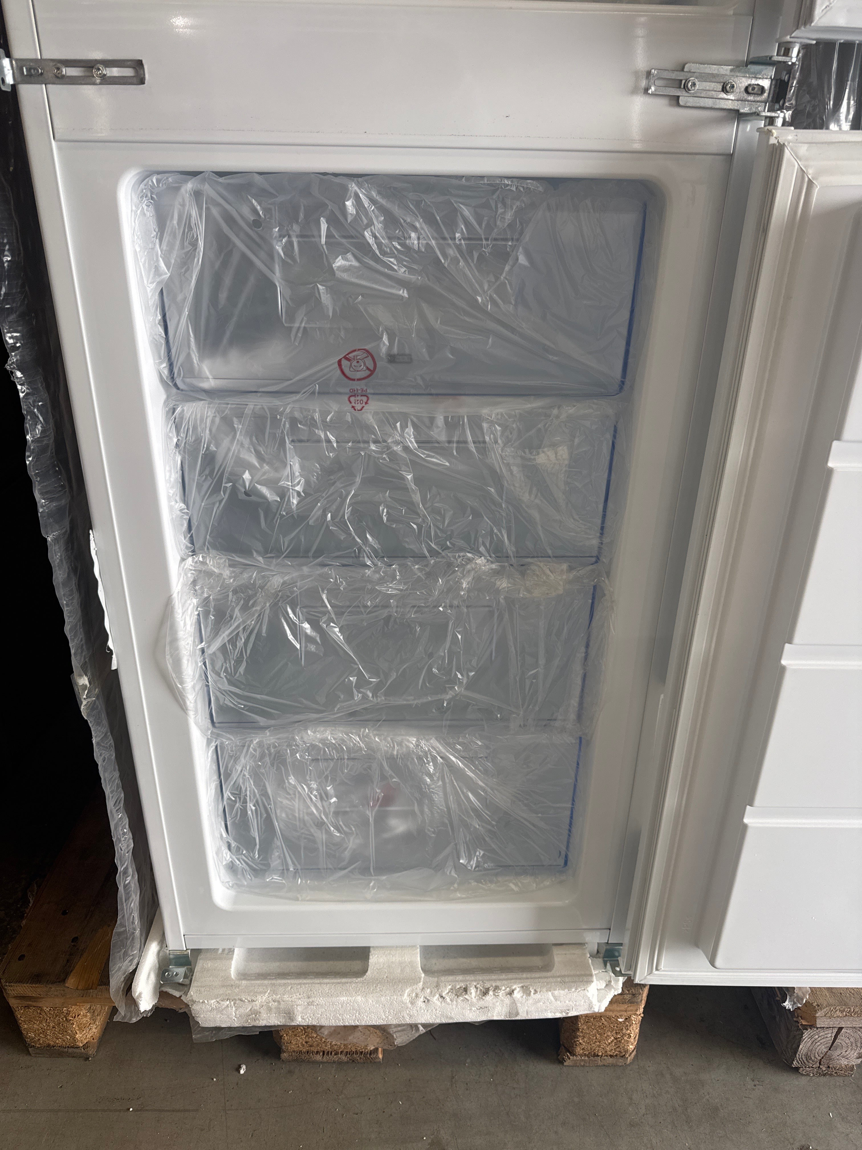Frigo combiné encastrable zanussi