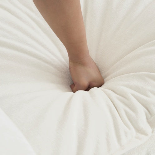 Poufs repose-pieds en tissu chenille à associer à un canapé 2 places, 3 places ou 4 places.
