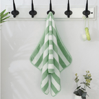 Serviette de bain rayée en microfibre polaire corail 35 x 75 cm