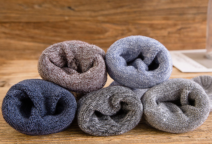 Chaussettes mi-mollet d'hiver pour hommes en coton épais et chaud avec laine
