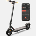 Trottinette électrique INVANTI V22PRO pour adultes, pneus alvéolés 10", autonomie de 22,5 km, moteur 350 W, vitesse maximale de 32 km/h, pliable et portable, avec clignotants et application intégrée, couleur noire.