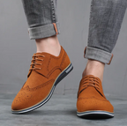 Baskets basses en daim britannique