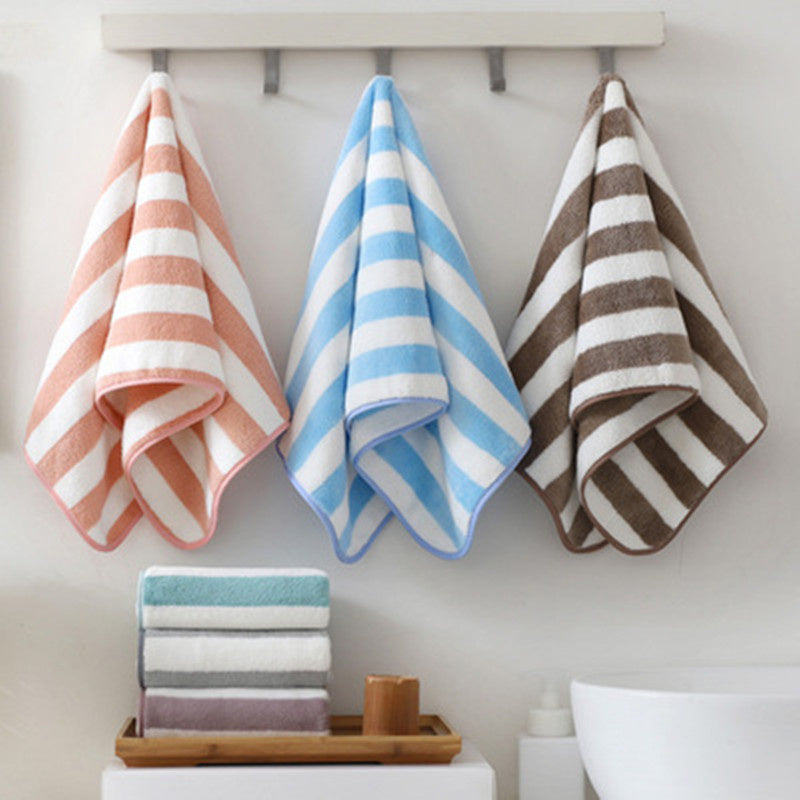 Serviette de bain rayée en microfibre polaire corail 35 x 75 cm