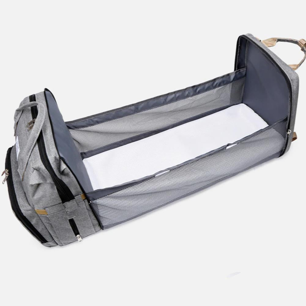 Poussette avec sac à langer et lit bébé intégré