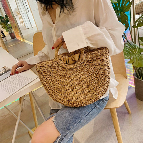 Sac d'été en paille à poignée supérieure et demi-cercle