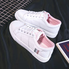 Chaussures blanches en toile pour femmes