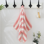 Serviette de bain rayée en microfibre polaire corail 35 x 75 cm