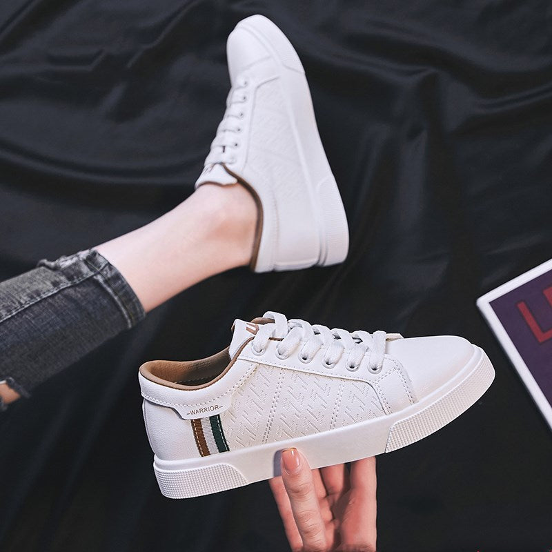 Chaussures blanches en toile pour femmes