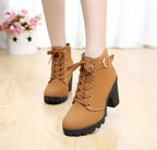Bottines Martin vintage - Bottines à talons épais en daim